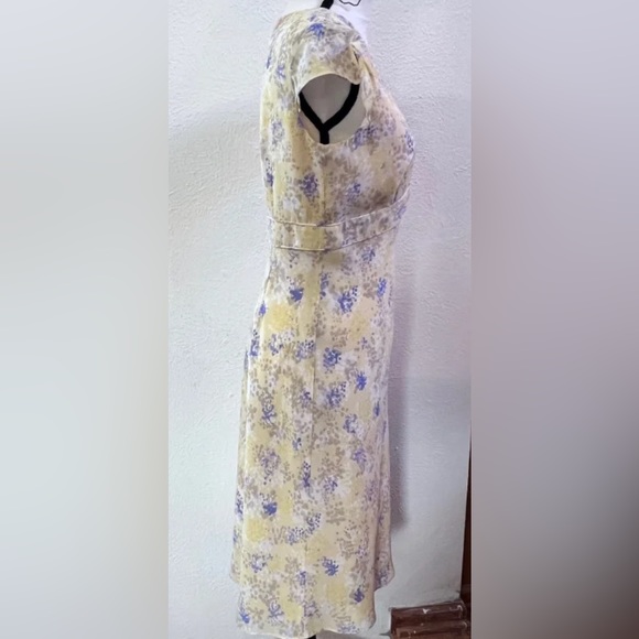 Ann Taylor Midi Dress - Picture 4 of 9